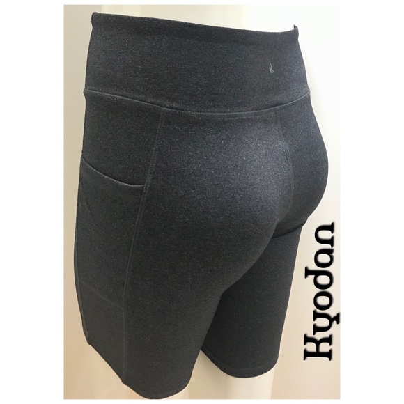 High waist cycling shorts - Picture 2 of 3